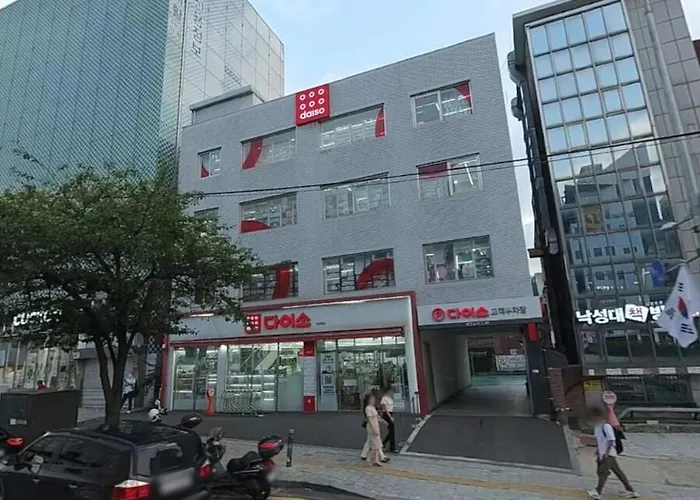 Momento #5minute Walk From Line 2 #direct Access To Gangnam, Seongsu, Hongdae, And Jamsil